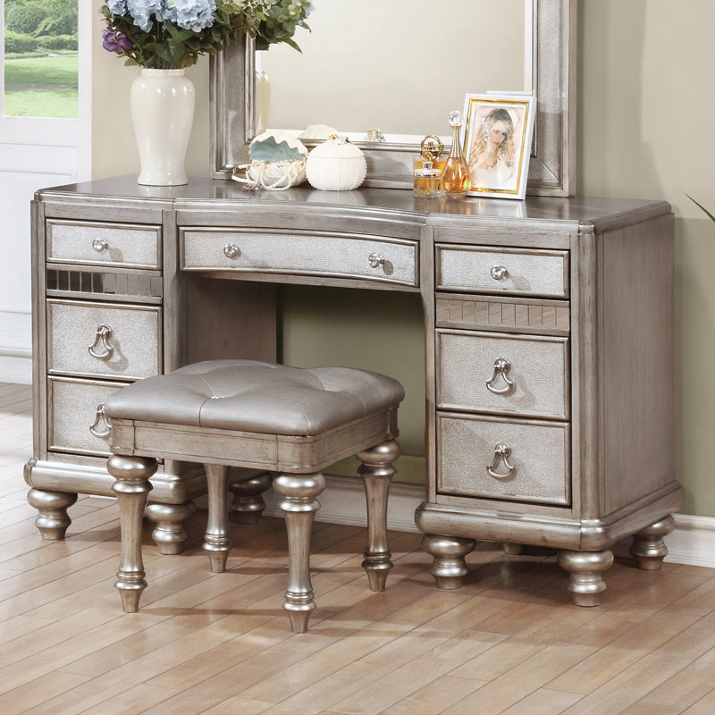 Shanelle 9 drawer Vanity Desk Metallic Platinum